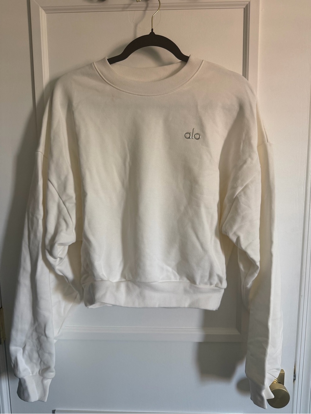 ALO Cropped Accolade Crewneck